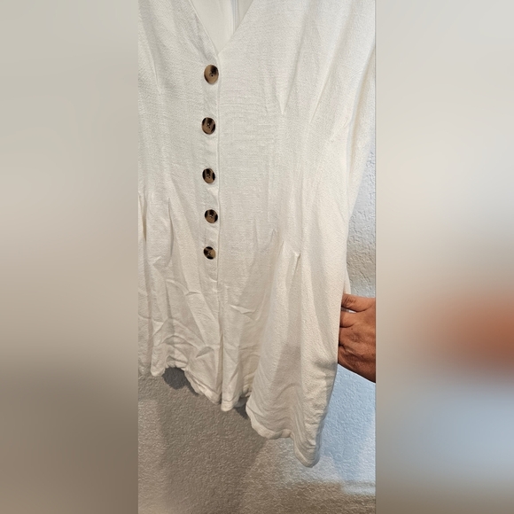 Princess Polly Adi White Linen Romper with Pockets short sleeve size 4 - Picture 3 of 8